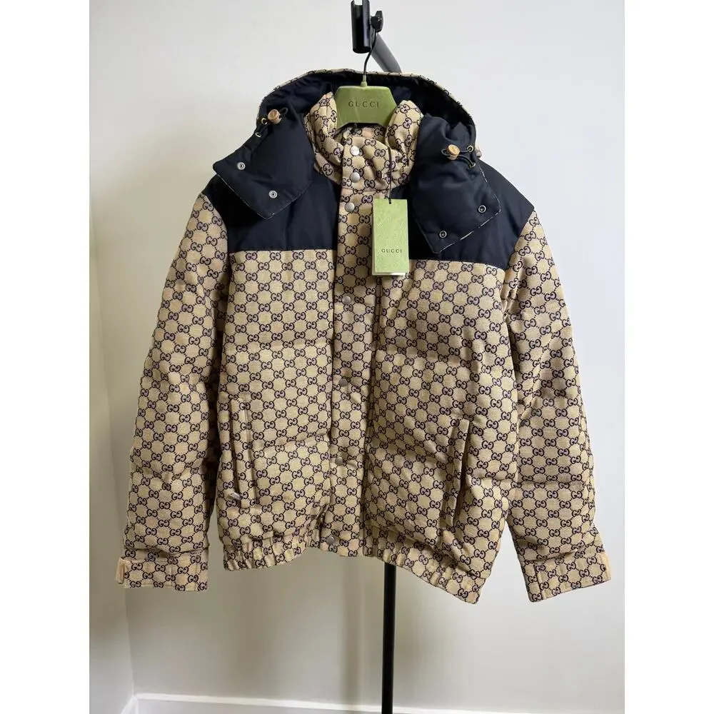Gucci GG Monogram Down Jacket Navy Beige NWT Size 48 Medium Hooded Puffer